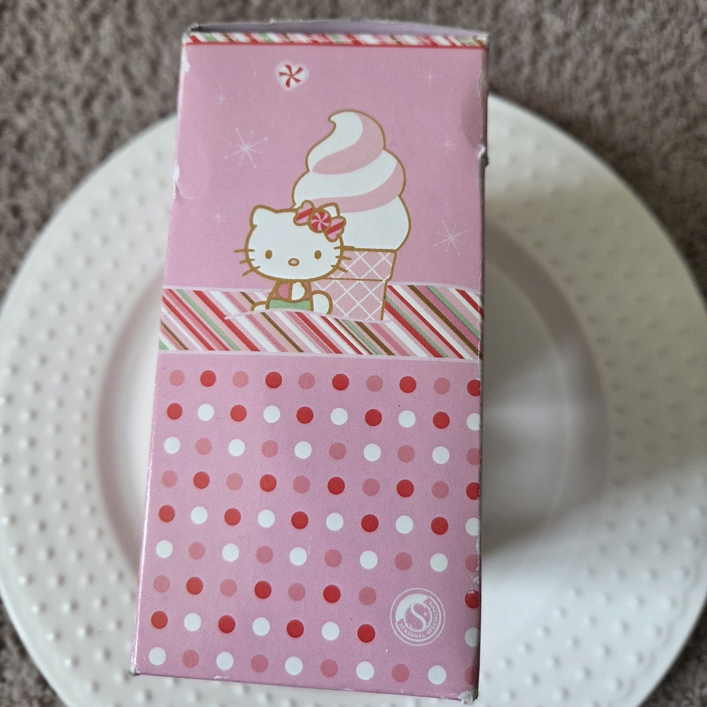 NIB NWT Vintage 2003 Hello Kitty Holiday Ornament Set - Picture 5 of 7